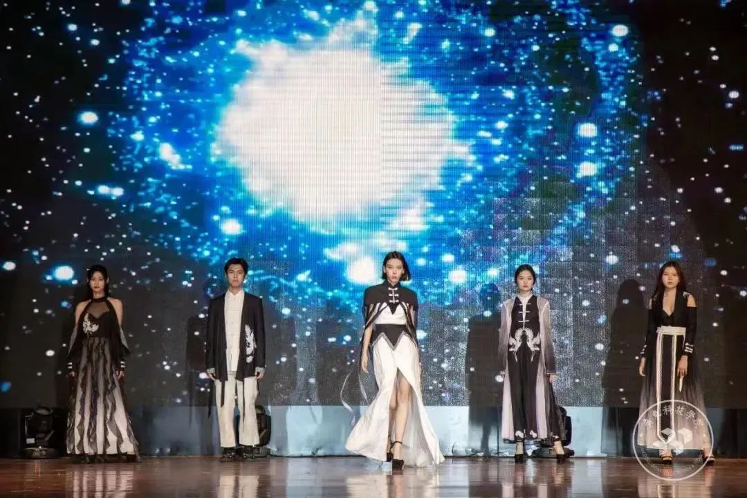 这个考试就要报名了！速来看！